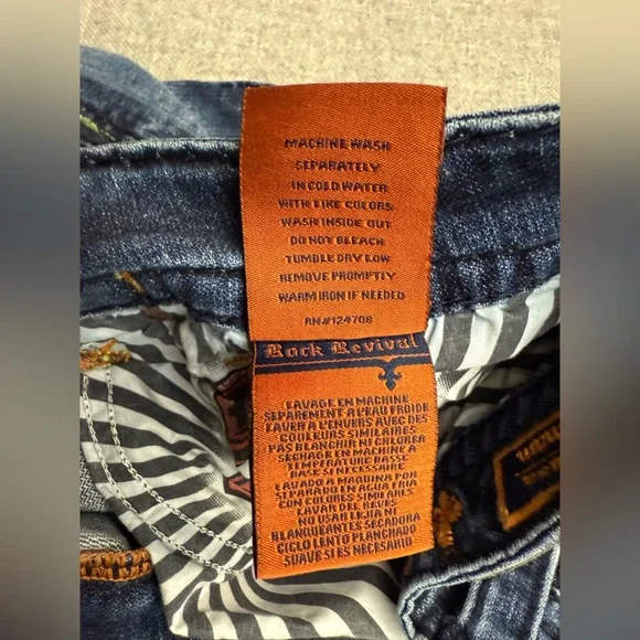 Men’s Rock Revival Dark Blue Straight Jeans - Picture 12 of 12